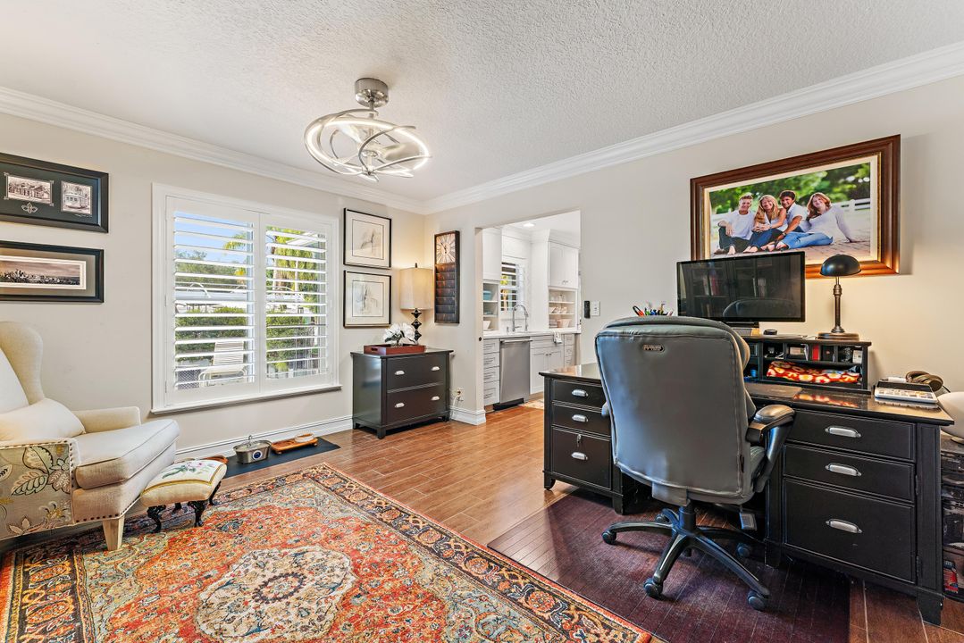 For Sale: $940,000 (4 beds, 2 baths, 1960 Square Feet)