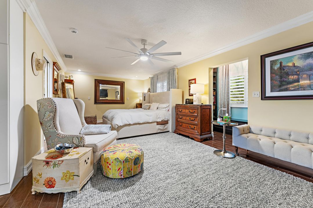 For Sale: $940,000 (4 beds, 2 baths, 1960 Square Feet)