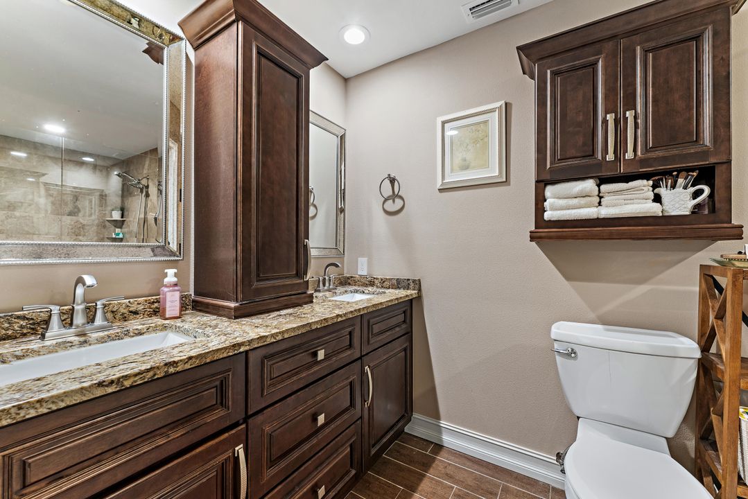 For Sale: $940,000 (4 beds, 2 baths, 1960 Square Feet)