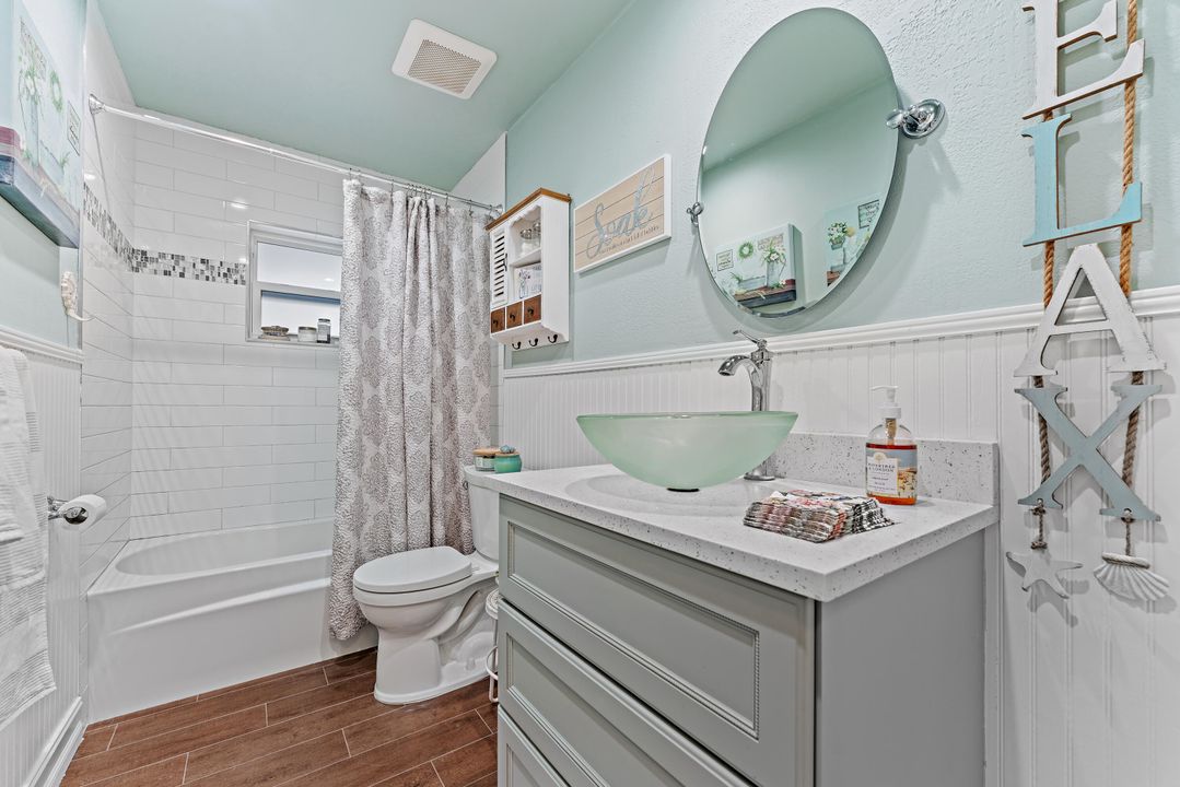 For Sale: $940,000 (4 beds, 2 baths, 1960 Square Feet)