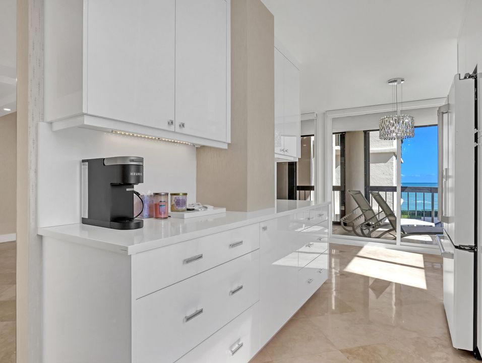 На продажу: $799,000 (2 спален, 2 ванн, 1532 Квадратных фут)