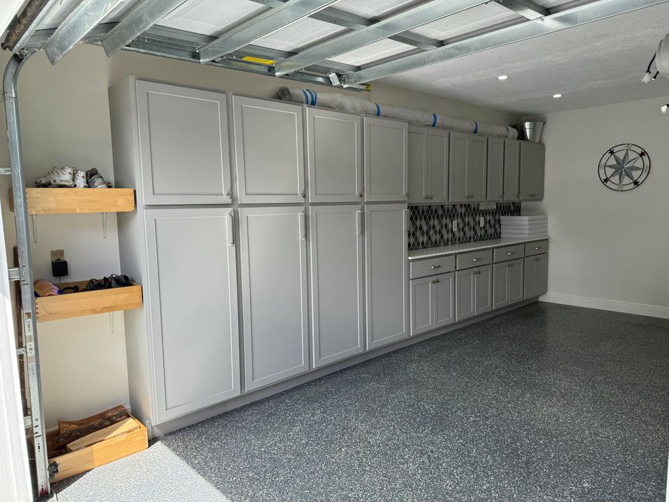 For Sale: $940,000 (4 beds, 2 baths, 1960 Square Feet)