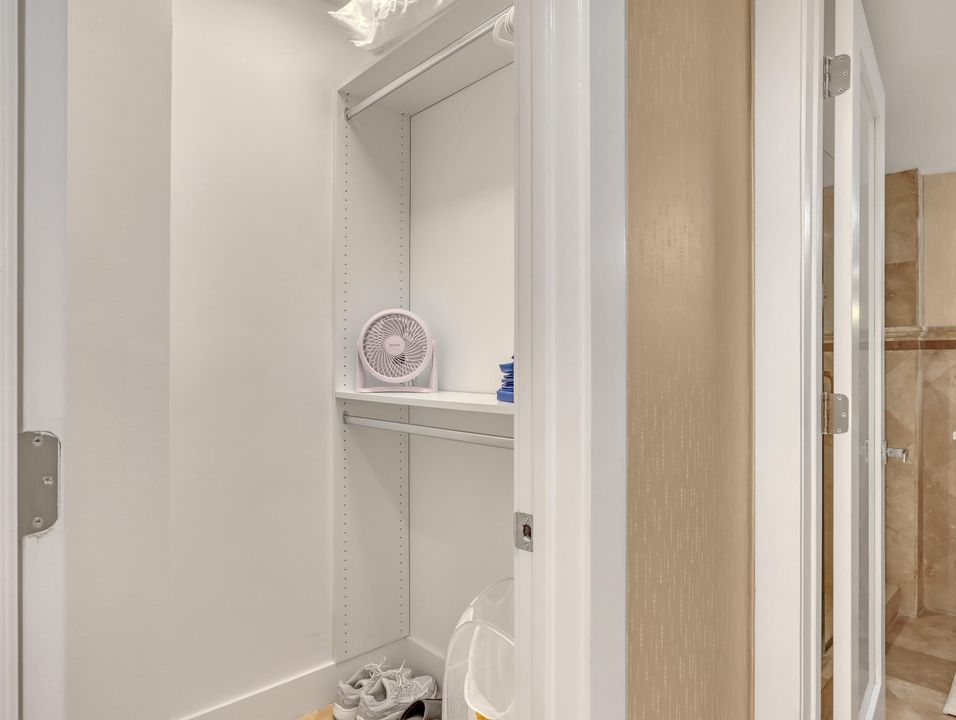 На продажу: $799,000 (2 спален, 2 ванн, 1532 Квадратных фут)