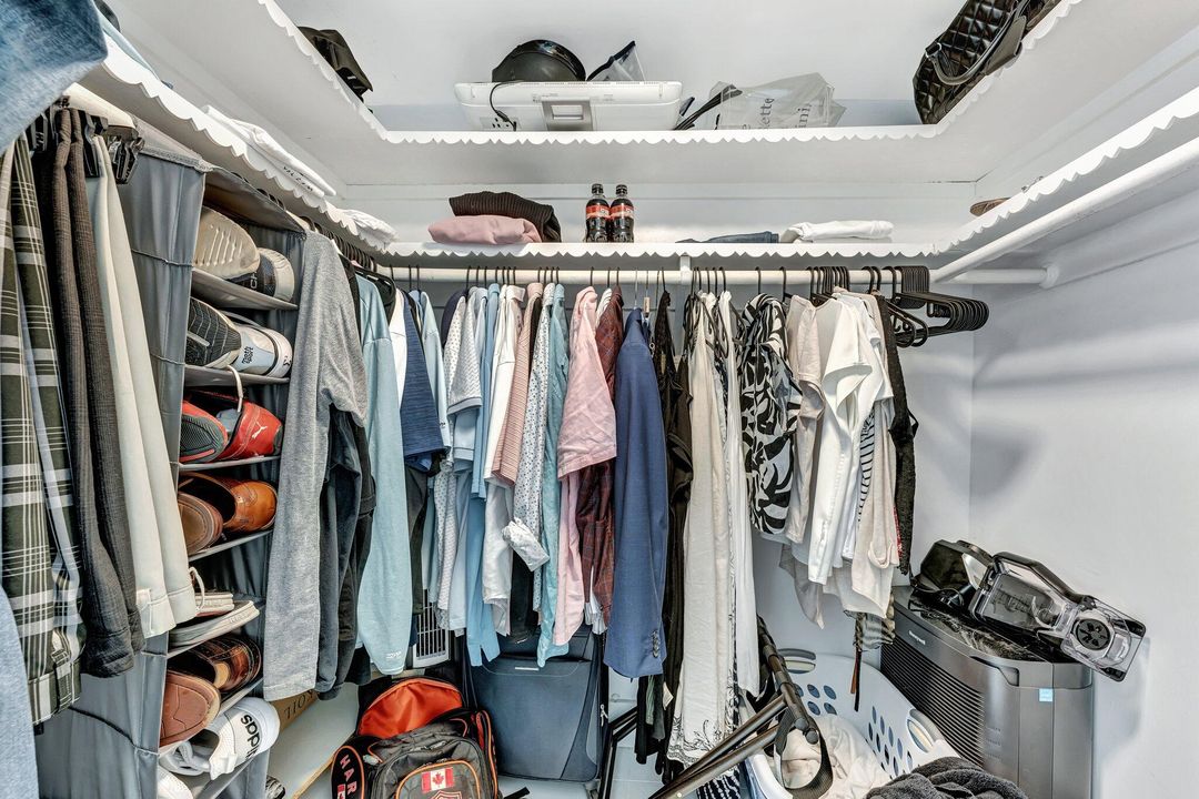 На продажу: $595,000 (2 спален, 2 ванн, 1070 Квадратных фут)