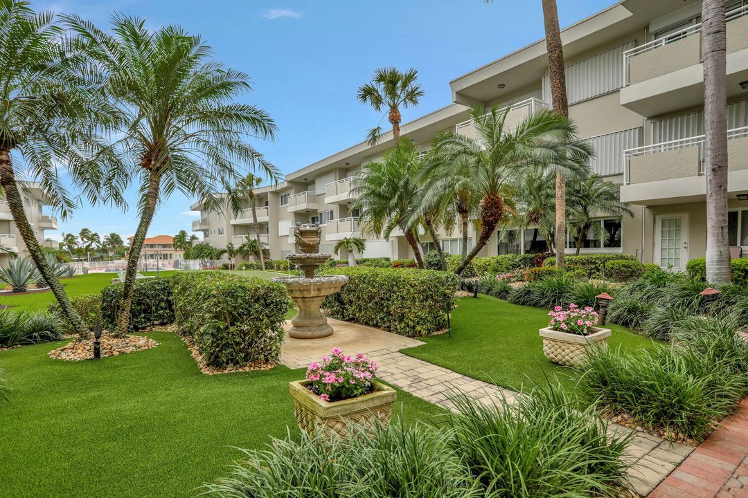 На продажу: $595,000 (2 спален, 2 ванн, 1070 Квадратных фут)