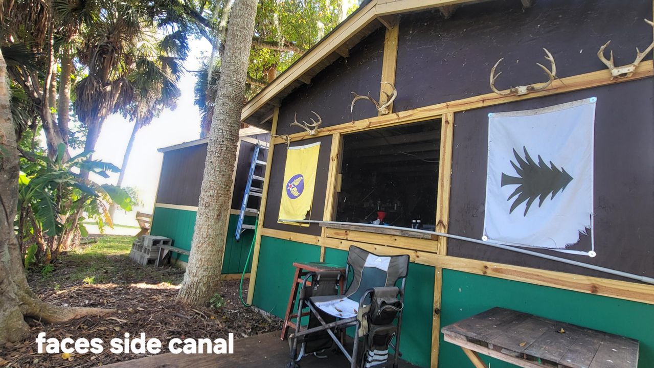 For Sale: $274,500 (2 beds, 2 baths, 1080 Square Feet)