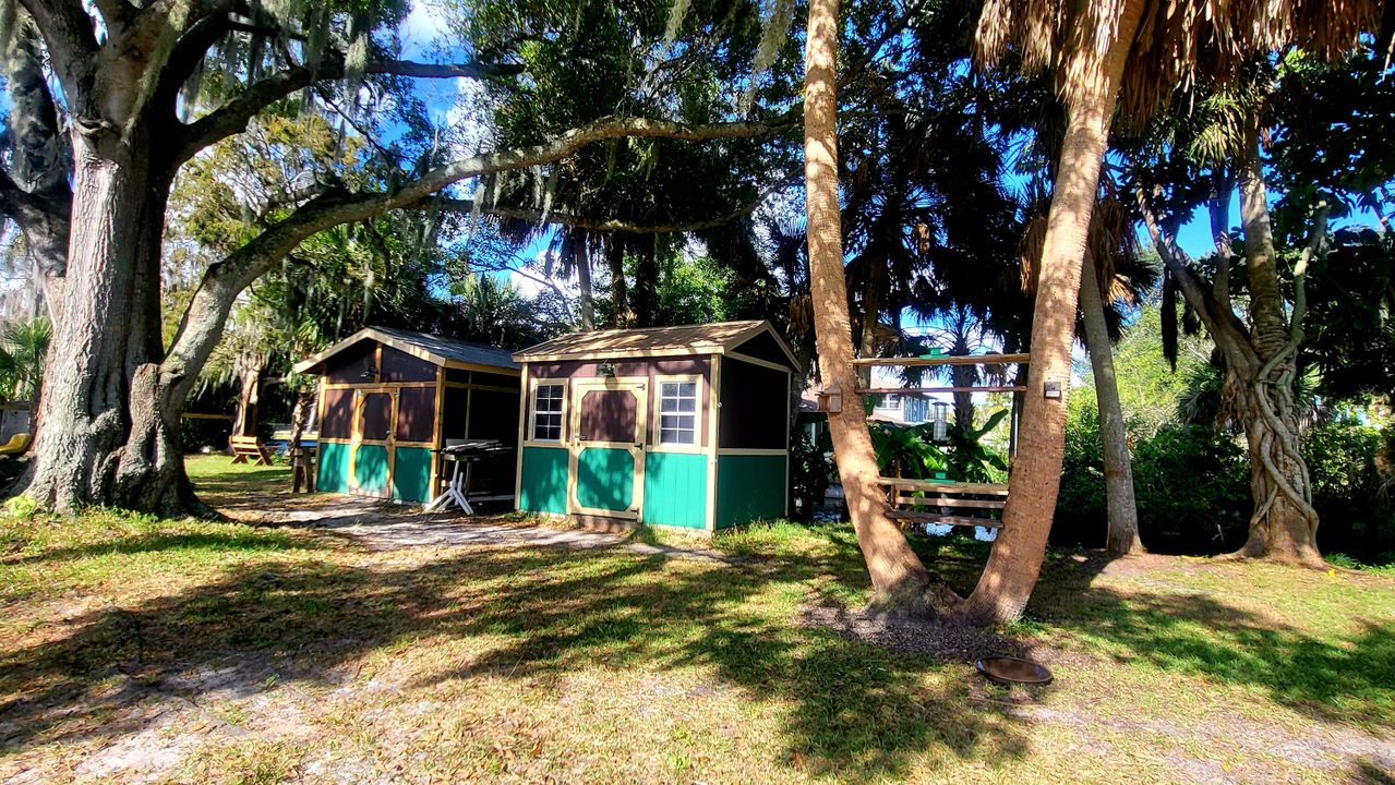 For Sale: $274,500 (2 beds, 2 baths, 1080 Square Feet)