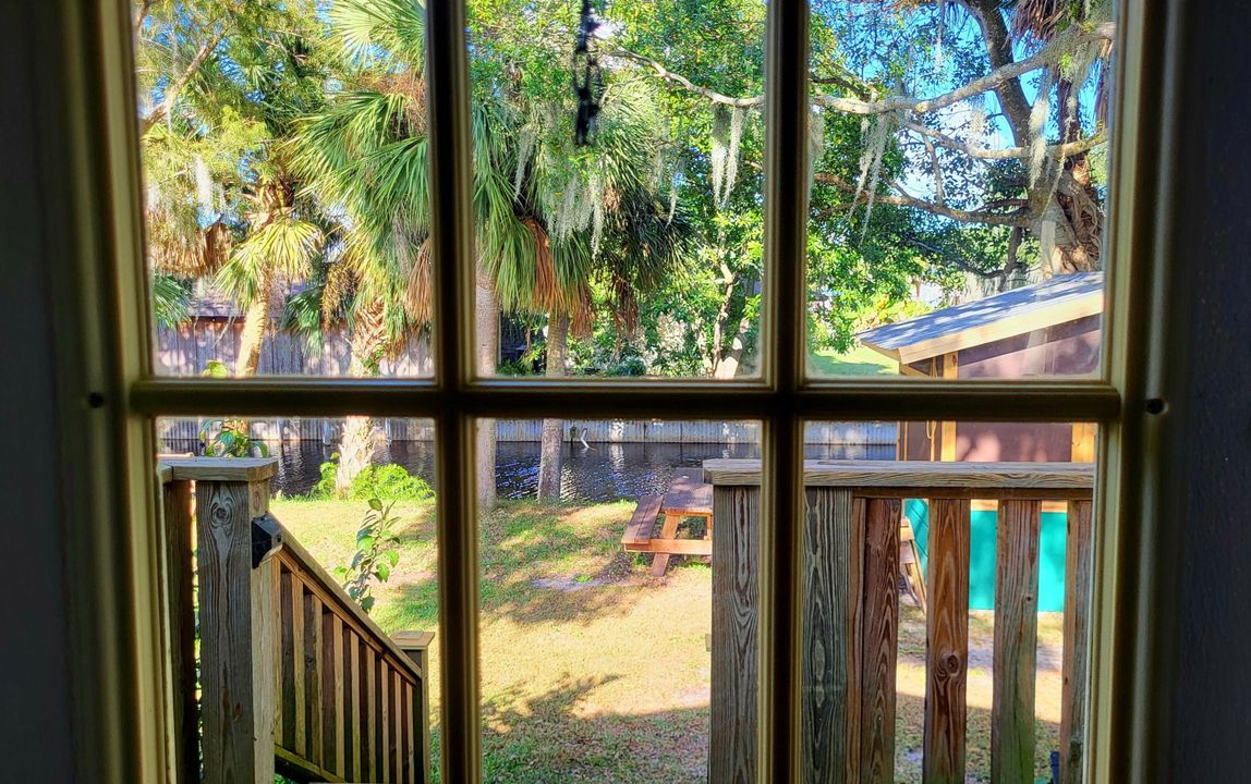 For Sale: $274,500 (2 beds, 2 baths, 1080 Square Feet)