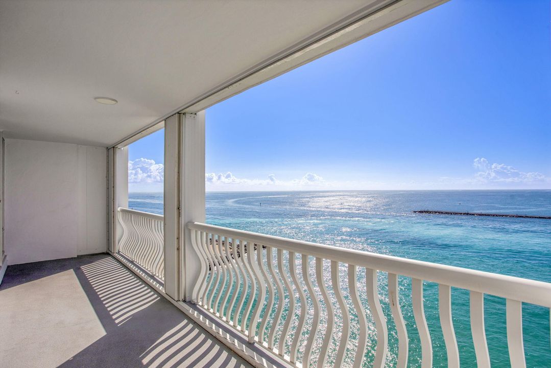 Active With Contract: $1,100,000 (2 beds, 2 baths, 2170 Square Feet)