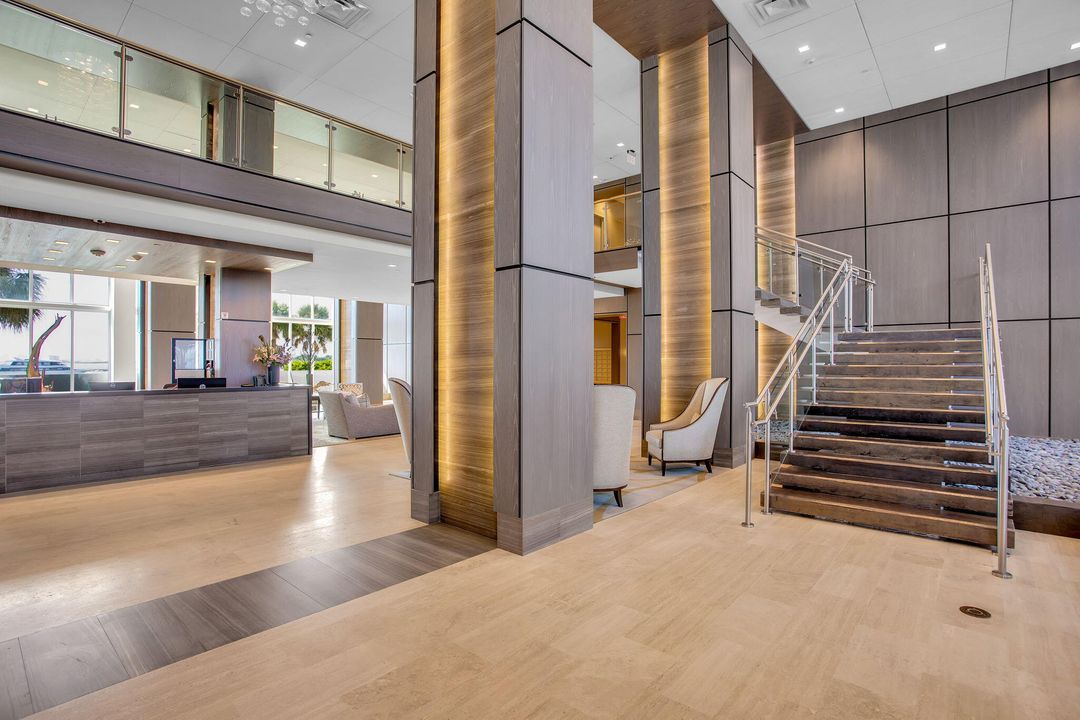 Active With Contract: $1,100,000 (2 beds, 2 baths, 2170 Square Feet)