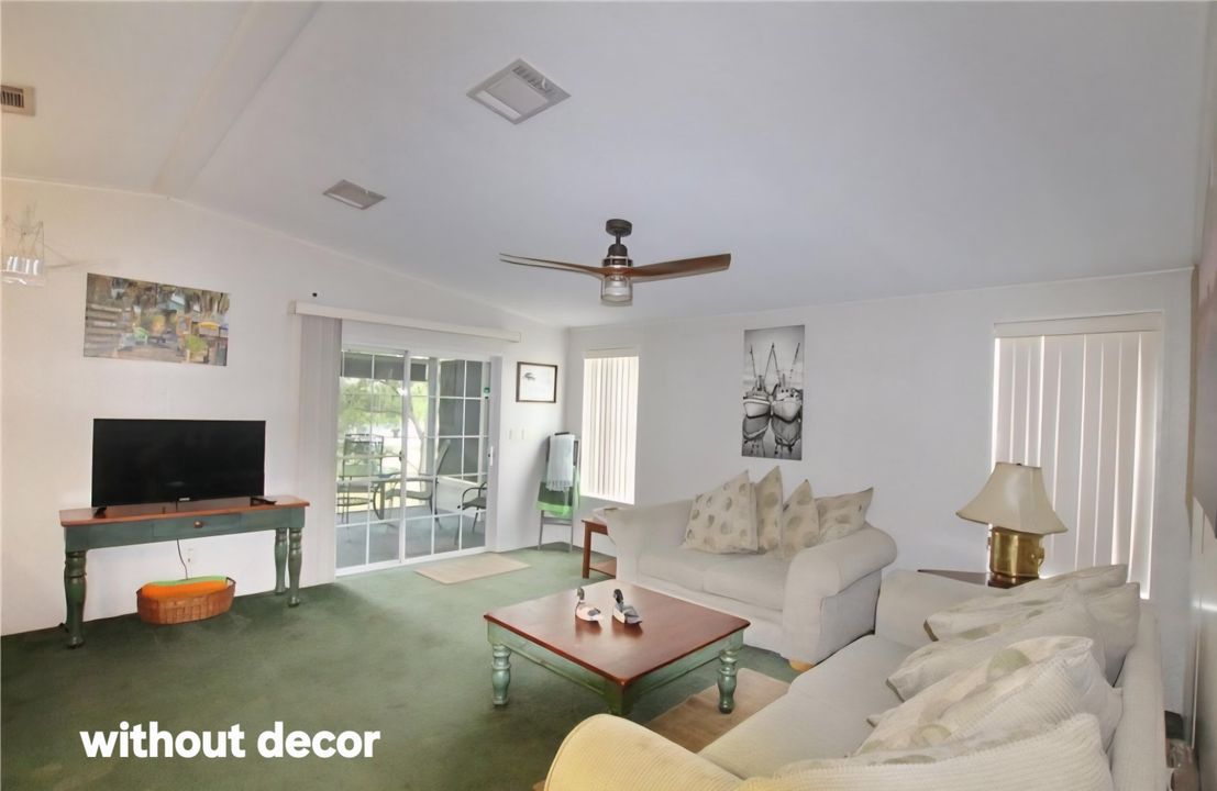 For Sale: $274,500 (2 beds, 2 baths, 1080 Square Feet)