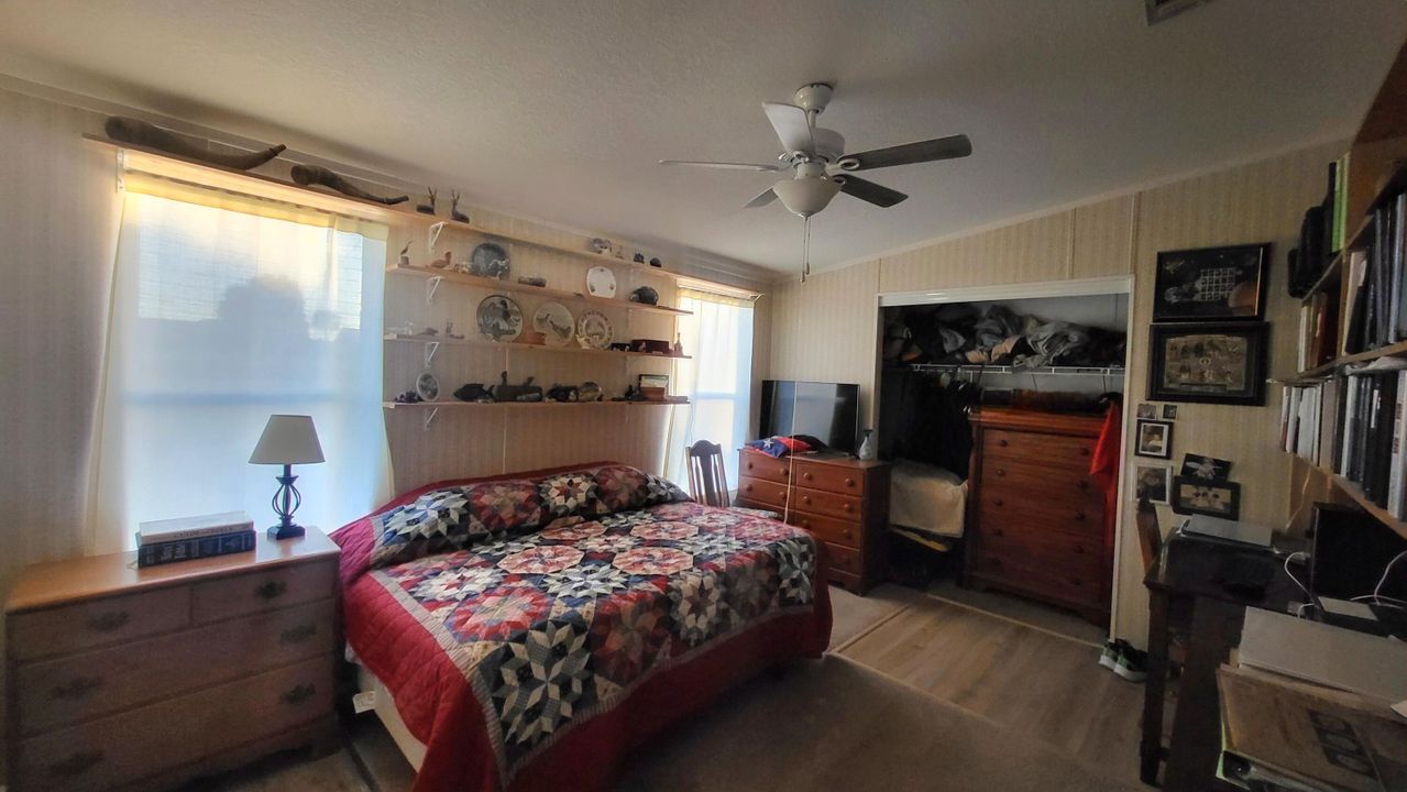 For Sale: $274,500 (2 beds, 2 baths, 1080 Square Feet)