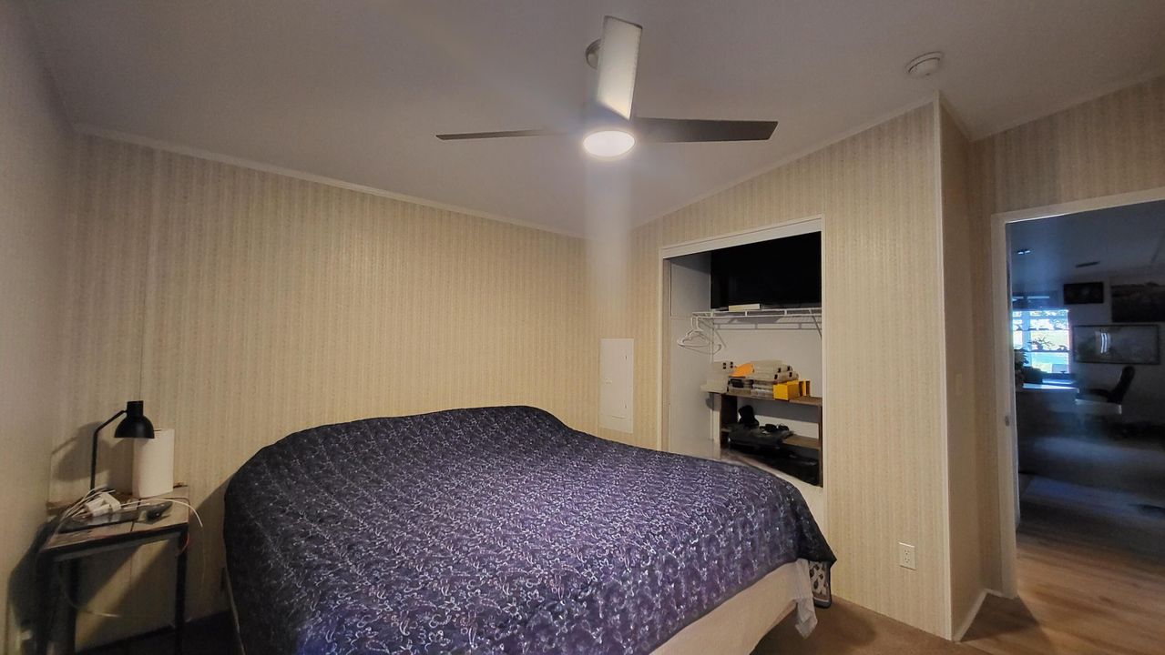 For Sale: $274,500 (2 beds, 2 baths, 1080 Square Feet)