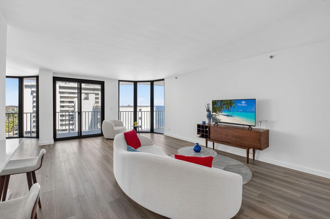 For Sale: $1,695,000 (2 beds, 2 baths, 1745 Square Feet)