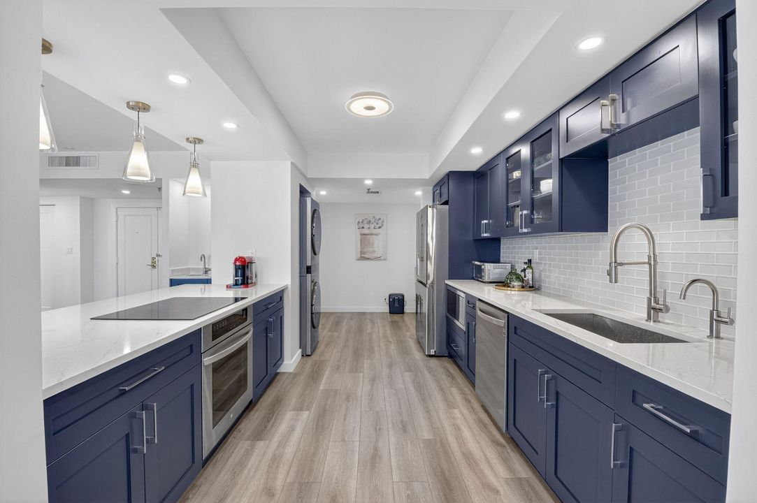 For Sale: $1,695,000 (2 beds, 2 baths, 1745 Square Feet)