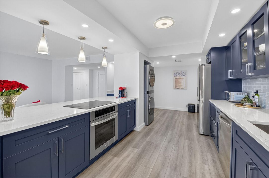 For Sale: $1,695,000 (2 beds, 2 baths, 1745 Square Feet)