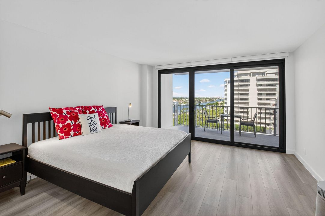 For Sale: $1,695,000 (2 beds, 2 baths, 1745 Square Feet)