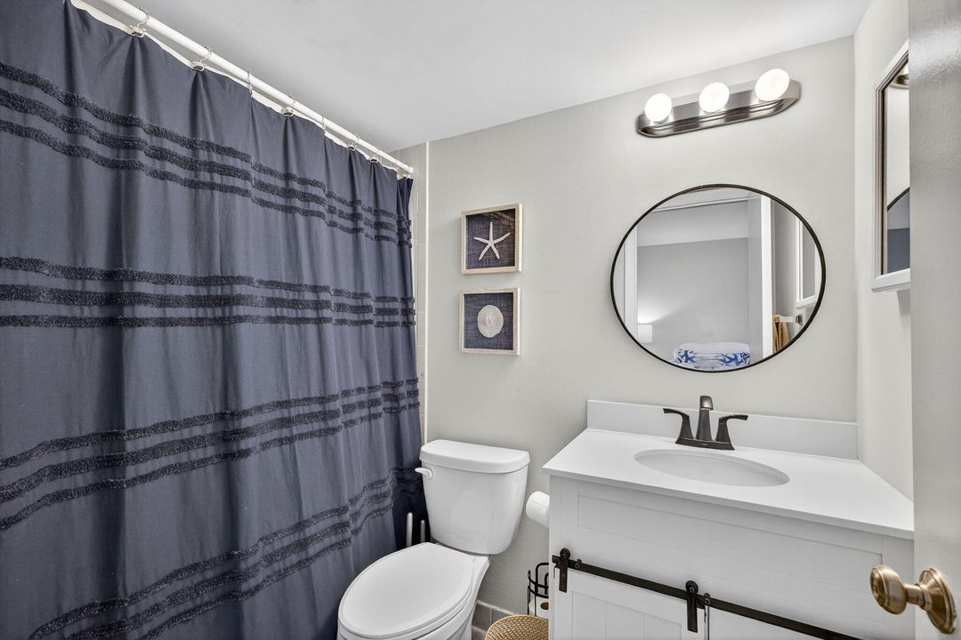 待售: $329,000 (1 贝兹, 1 浴室, 860 平方英尺)