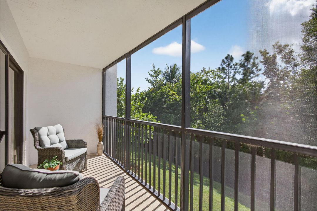 待售: $329,000 (1 贝兹, 1 浴室, 860 平方英尺)