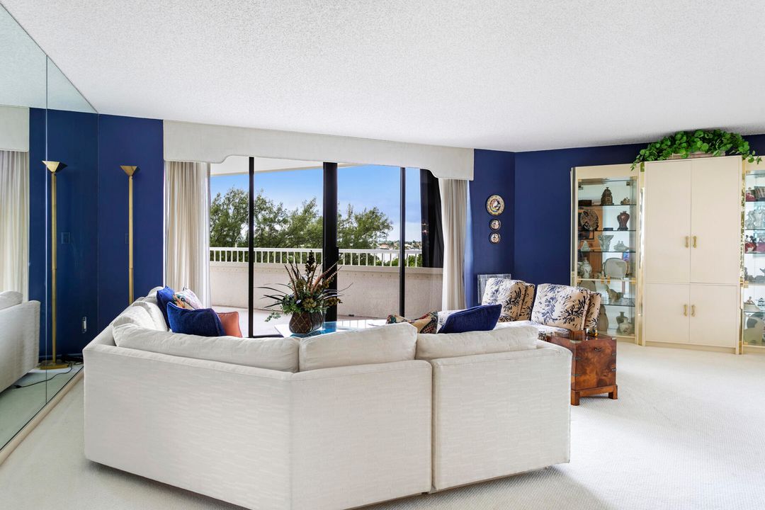 En Venta: $699,000 (2 camas, 2 baños, 1804 Pies cuadrados)