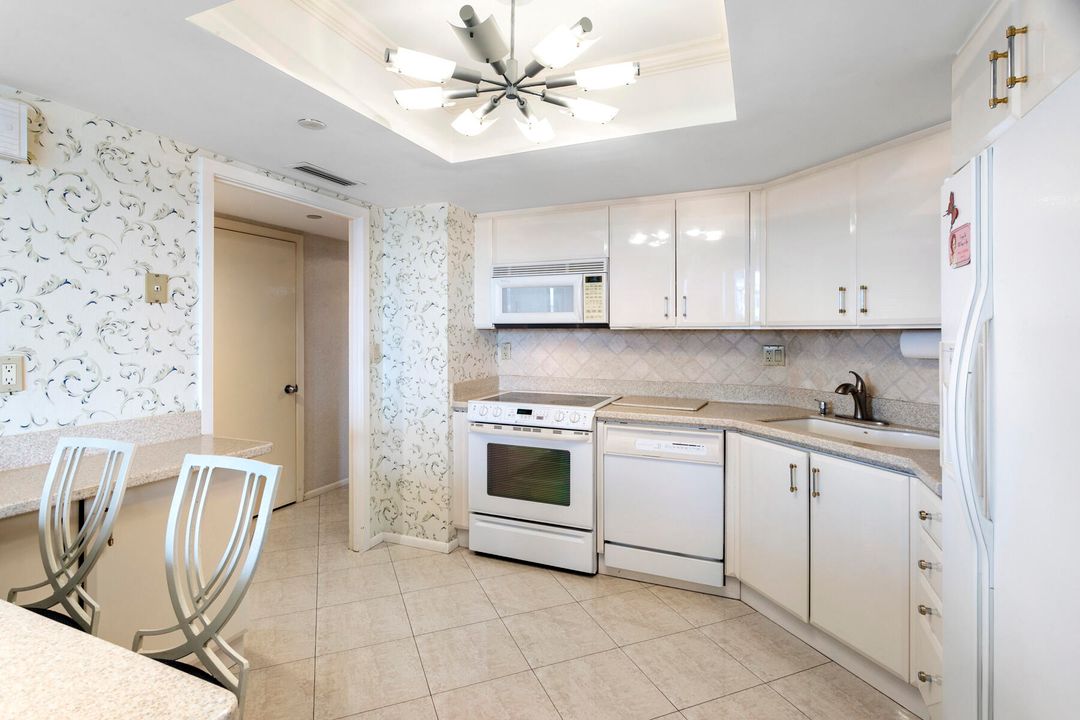 En Venta: $699,000 (2 camas, 2 baños, 1804 Pies cuadrados)