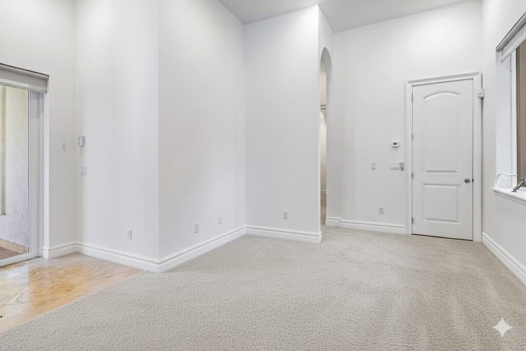 For Sale: $4,950,000 (6 beds, 6 baths, 6708 Square Feet)