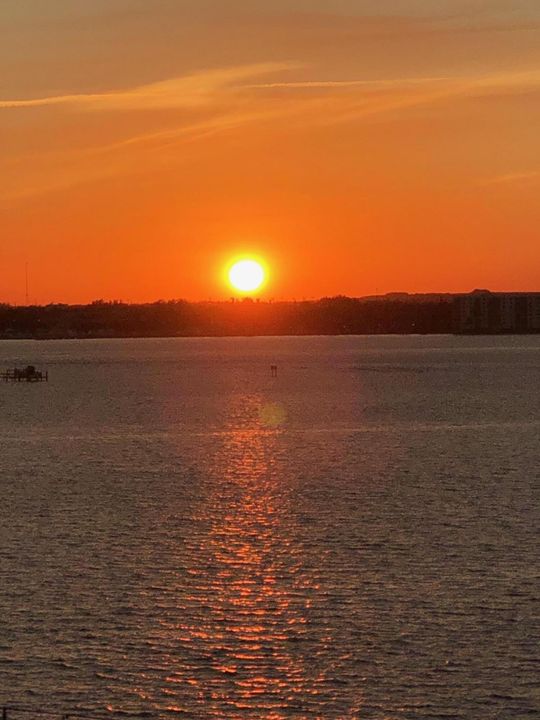 En Venta: $699,000 (2 camas, 2 baños, 1804 Pies cuadrados)