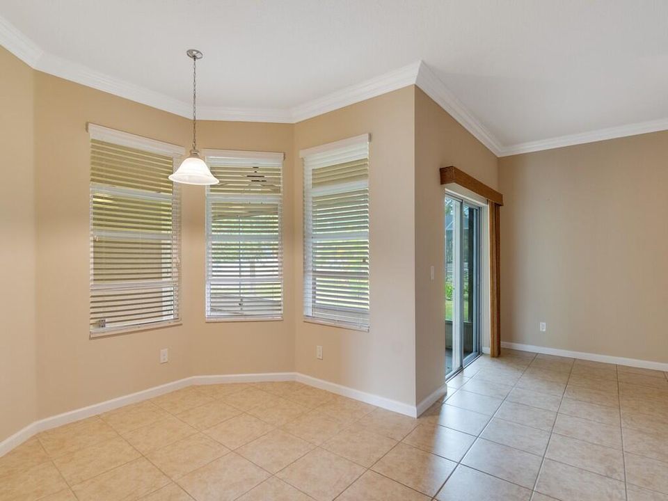 En Venta: $459,900 (4 camas, 3 baños, 2516 Pies cuadrados)