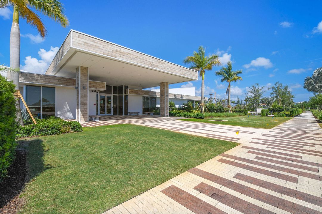 For Sale: $1,799,000 (4 beds, 3 baths, 3849 Square Feet)