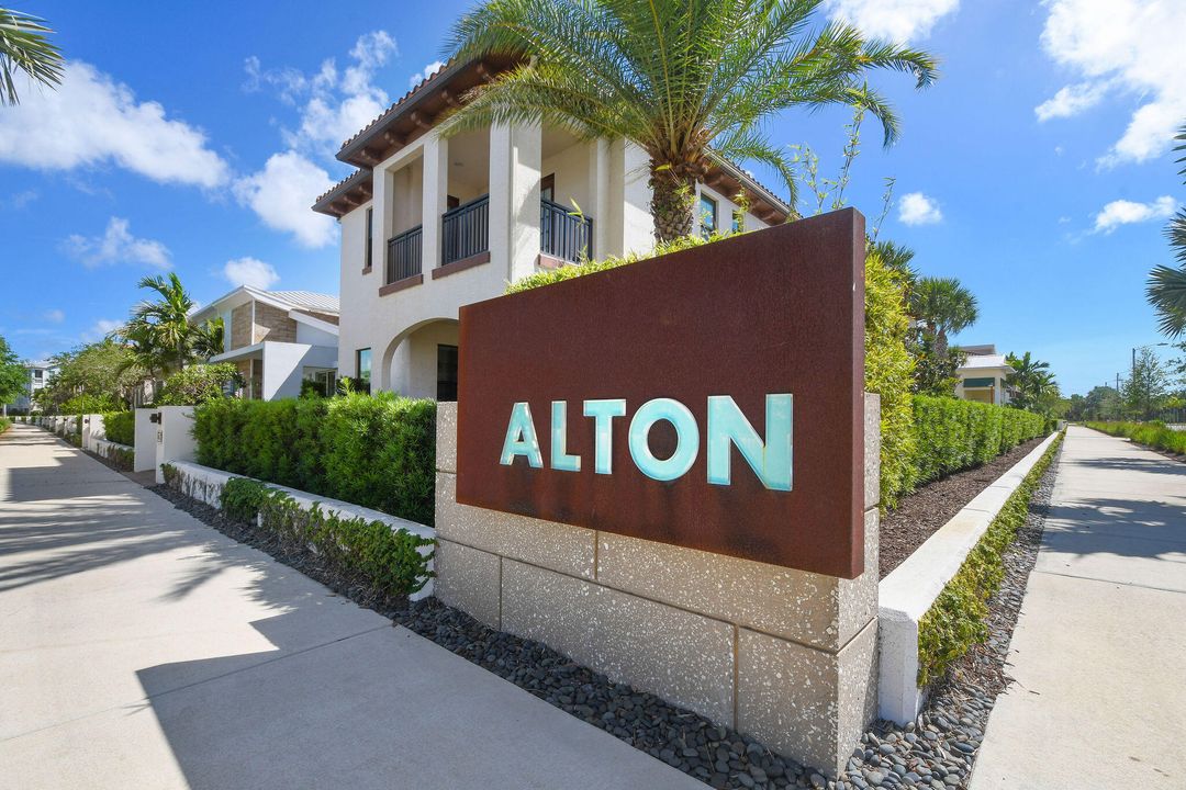 For Sale: $1,799,000 (4 beds, 3 baths, 3849 Square Feet)