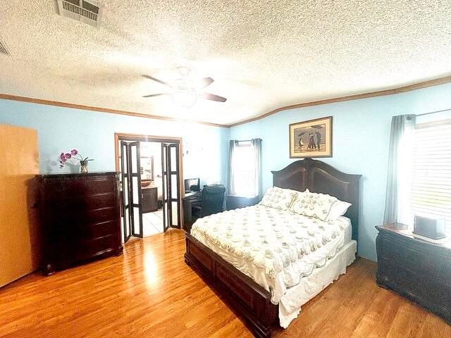 待售: $89,900 (2 贝兹, 2 浴室, 1458 平方英尺)