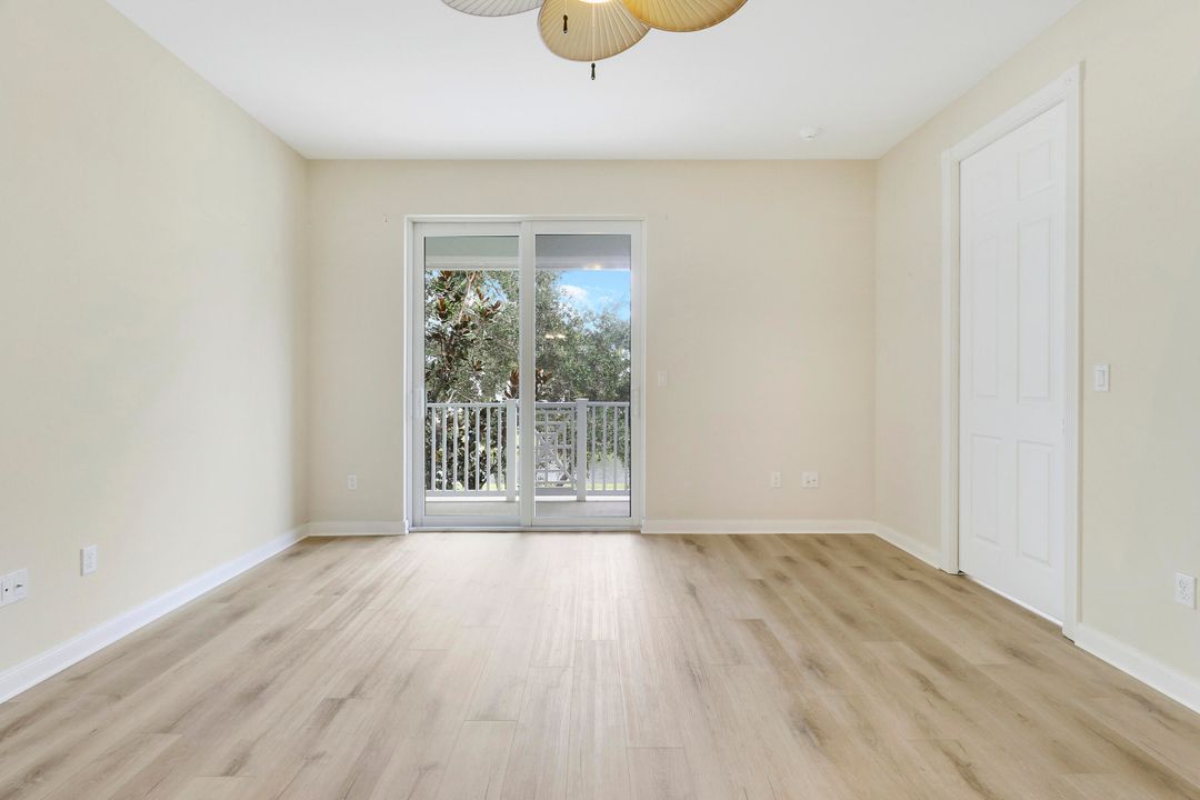 合同活跃: $3,650 (3 贝兹, 2 浴室, 1533 平方英尺)