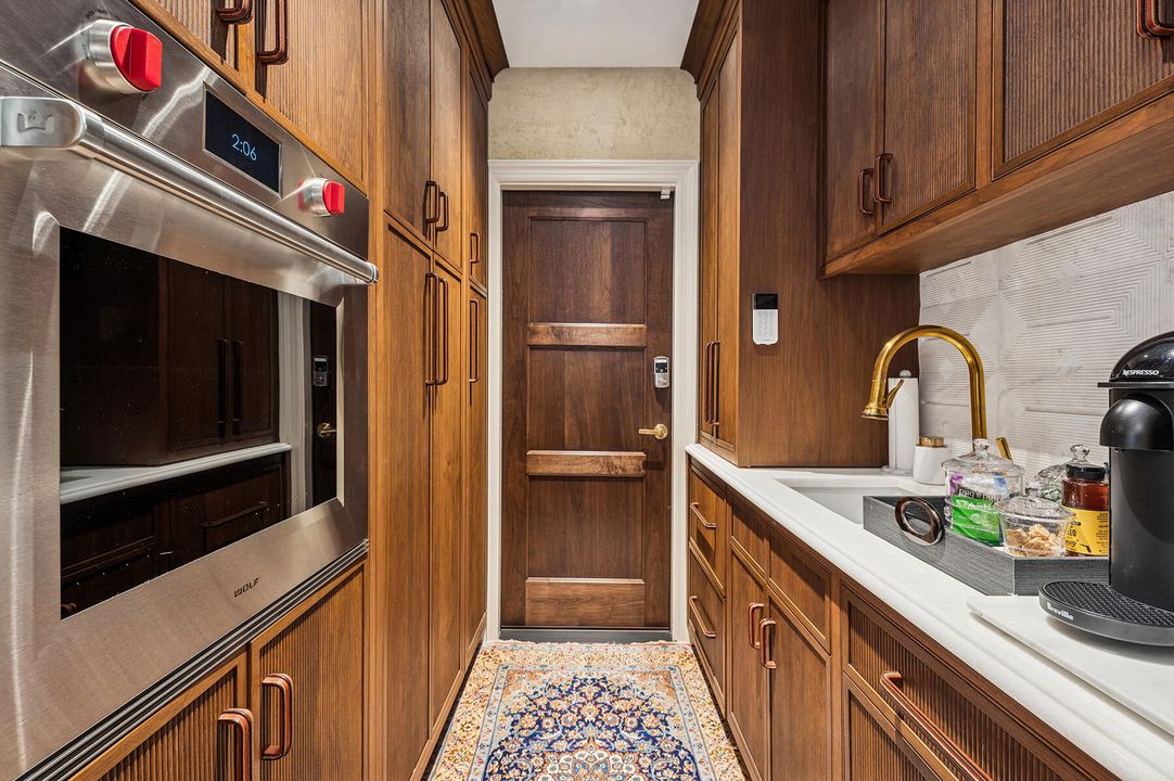 For Sale: $1,695,000 (4 beds, 4 baths, 2581 Square Feet)