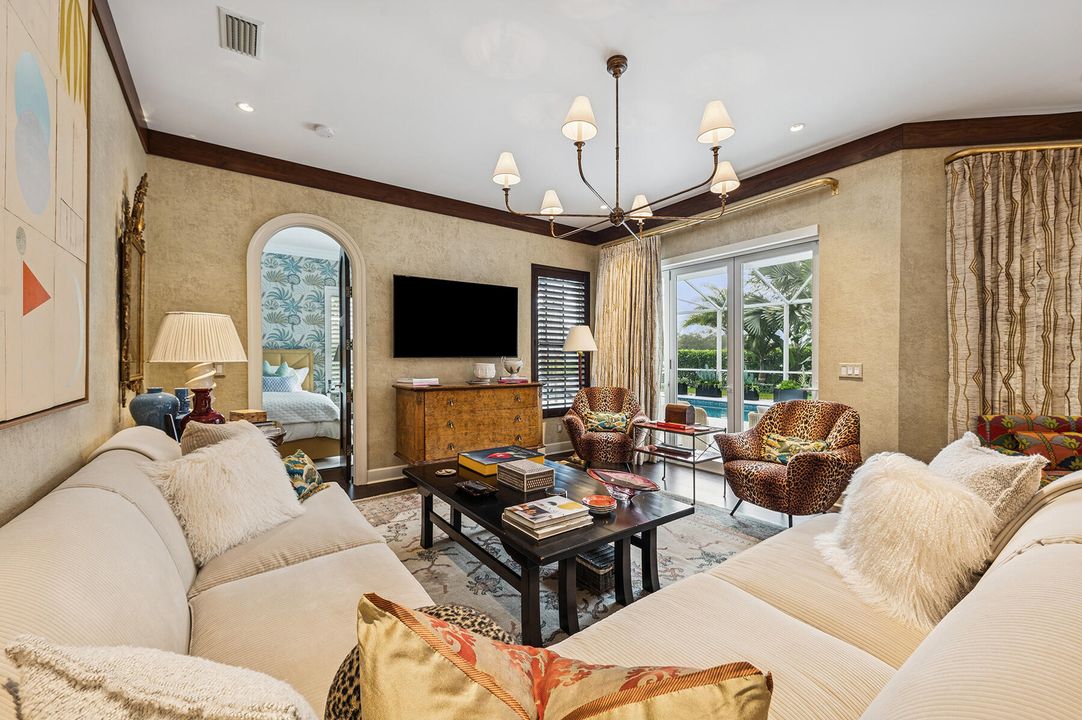 For Sale: $1,695,000 (4 beds, 4 baths, 2581 Square Feet)