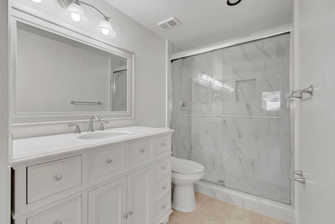 For Rent: $2,400 (2 beds, 2 baths, 1160 Square Feet)