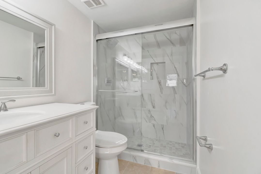 For Rent: $2,400 (2 beds, 2 baths, 1160 Square Feet)