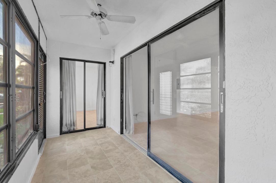 For Rent: $2,400 (2 beds, 2 baths, 1160 Square Feet)