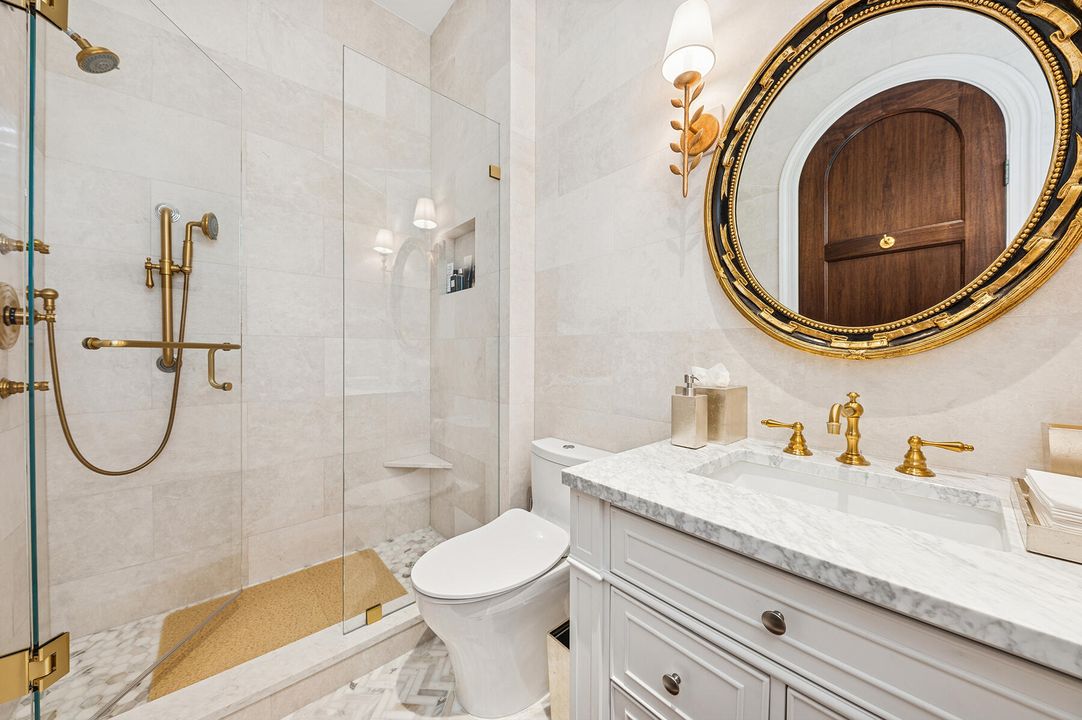 For Sale: $1,695,000 (4 beds, 4 baths, 2581 Square Feet)