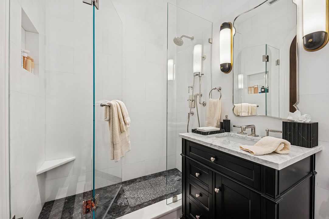 For Sale: $1,695,000 (4 beds, 4 baths, 2581 Square Feet)