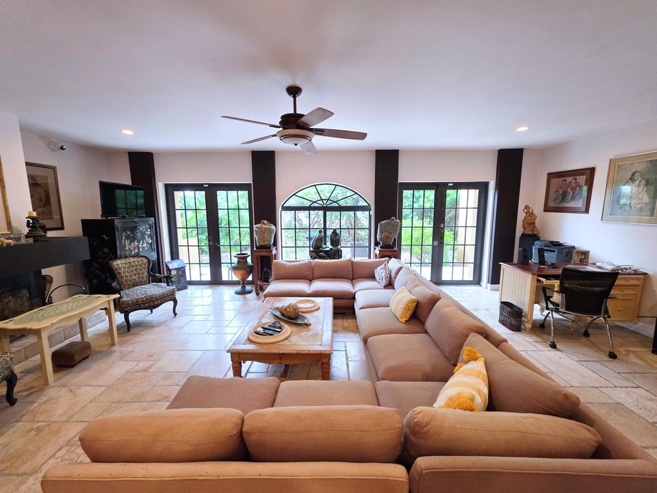 For Sale: $7,500,000 (4 beds, 4 baths, 3434 Square Feet)