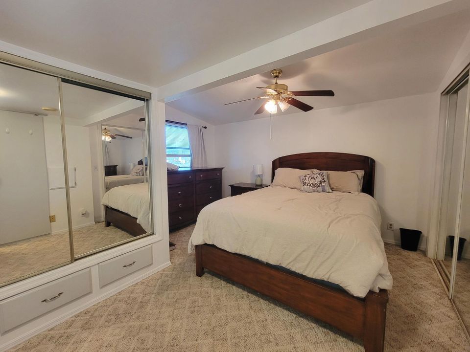 На продажу: $109,000 (1 спален, 1 ванн, 639 Квадратных фут)