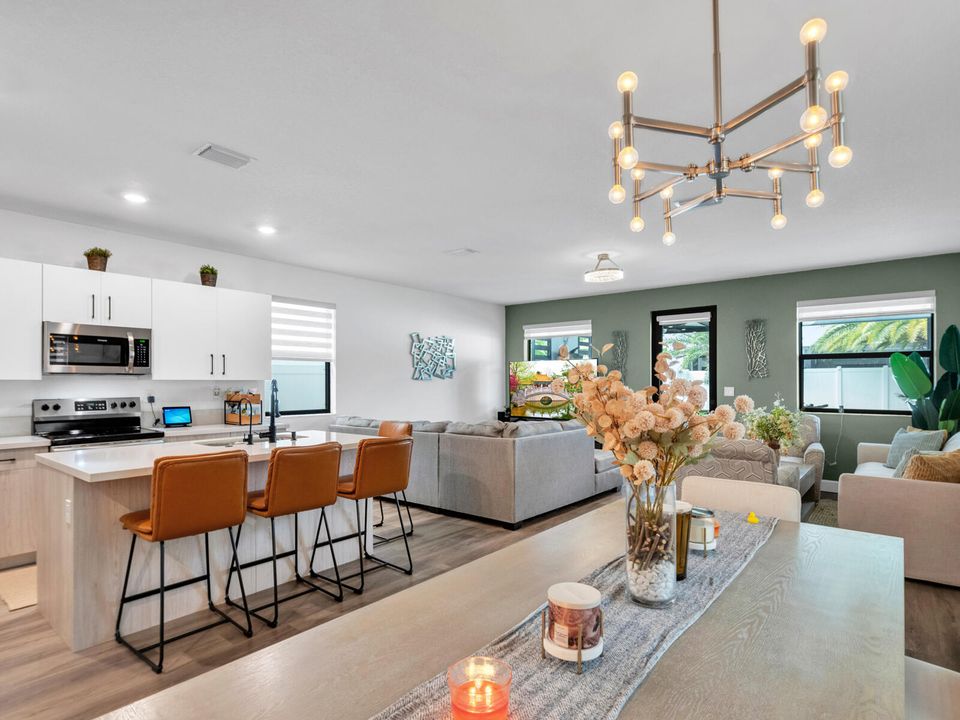 For Sale: $725,000 (4 beds, 3 baths, 2174 Square Feet)