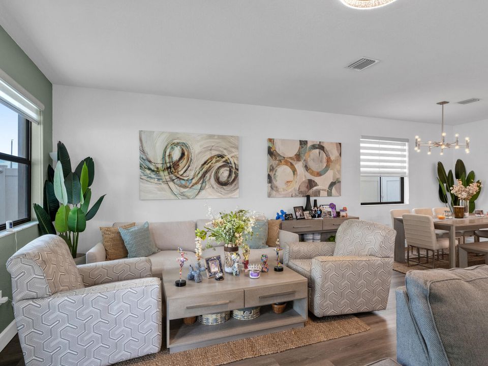 For Sale: $725,000 (4 beds, 3 baths, 2174 Square Feet)