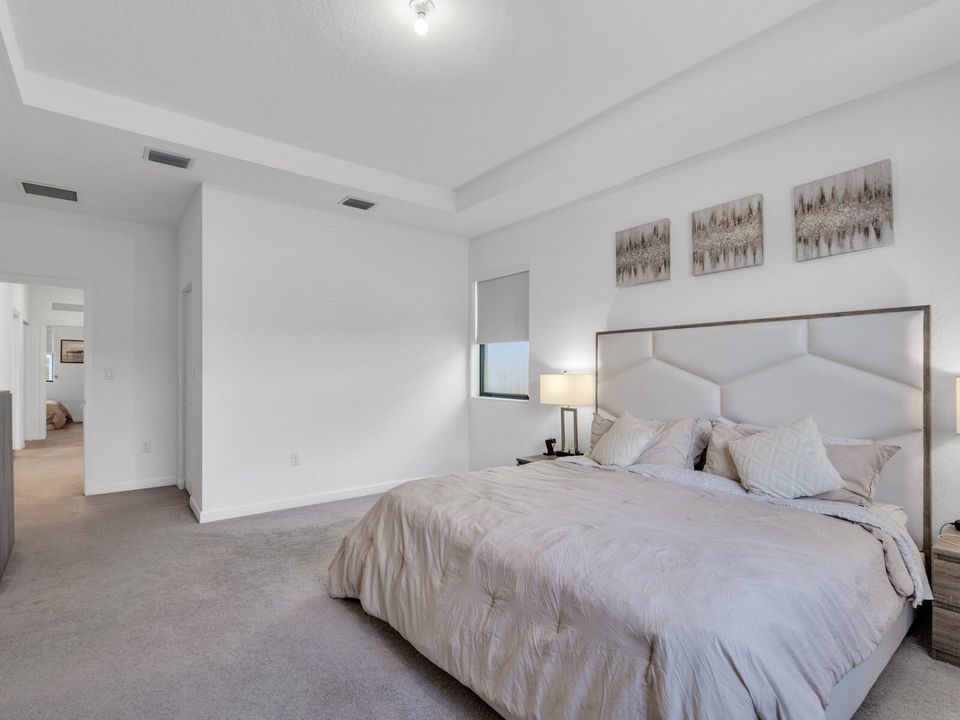 For Sale: $725,000 (4 beds, 3 baths, 2174 Square Feet)