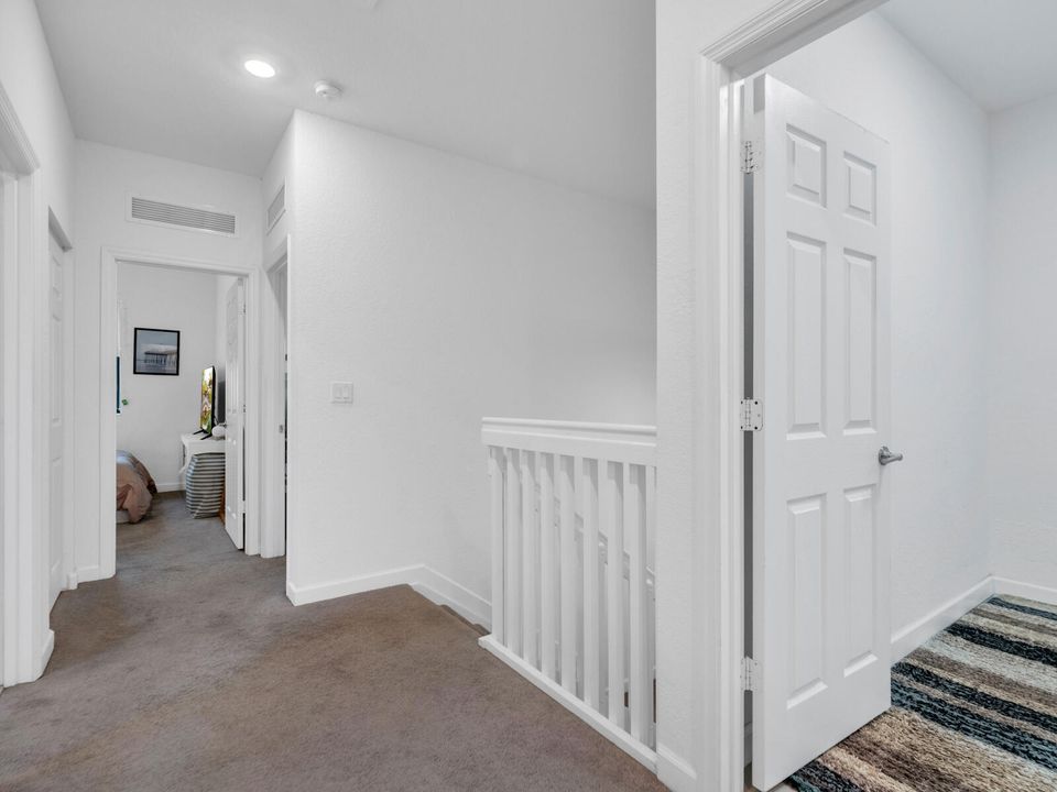 For Sale: $725,000 (4 beds, 3 baths, 2174 Square Feet)