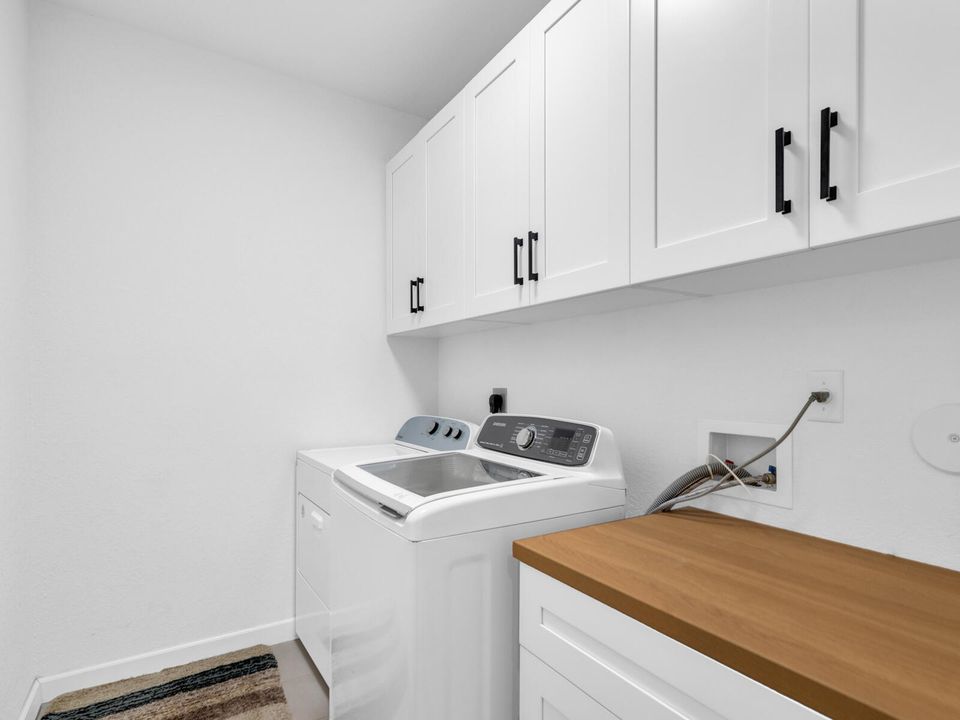 For Sale: $725,000 (4 beds, 3 baths, 2174 Square Feet)