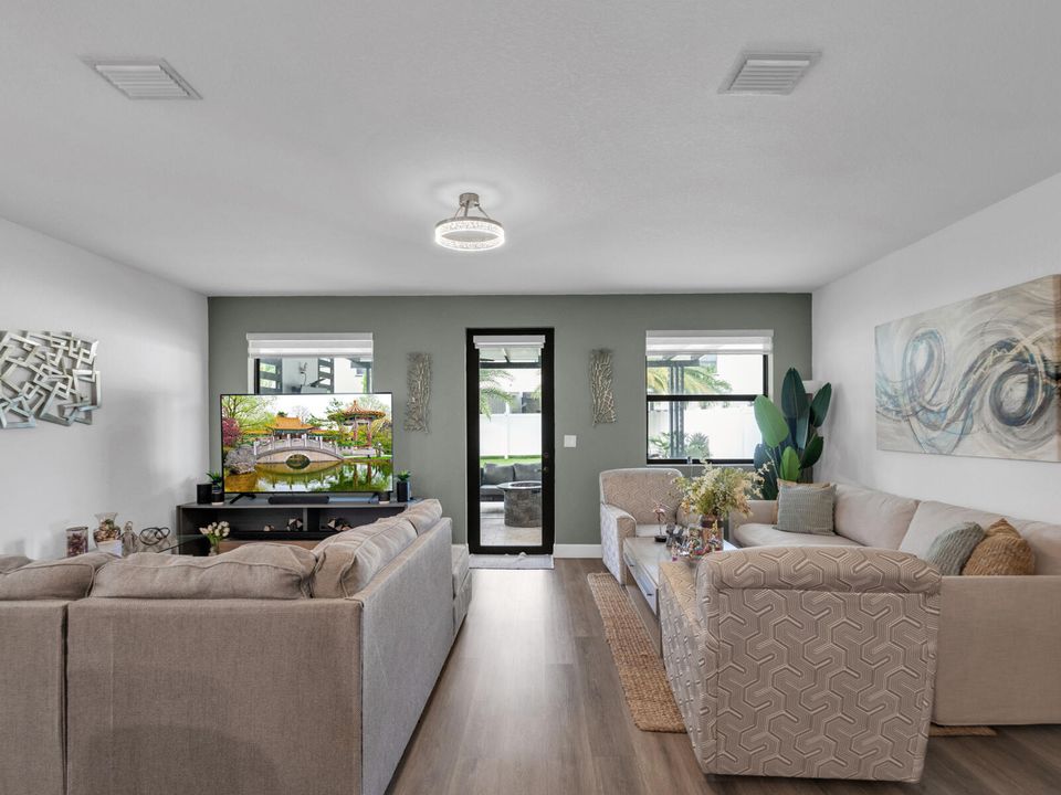 For Sale: $725,000 (4 beds, 3 baths, 2174 Square Feet)