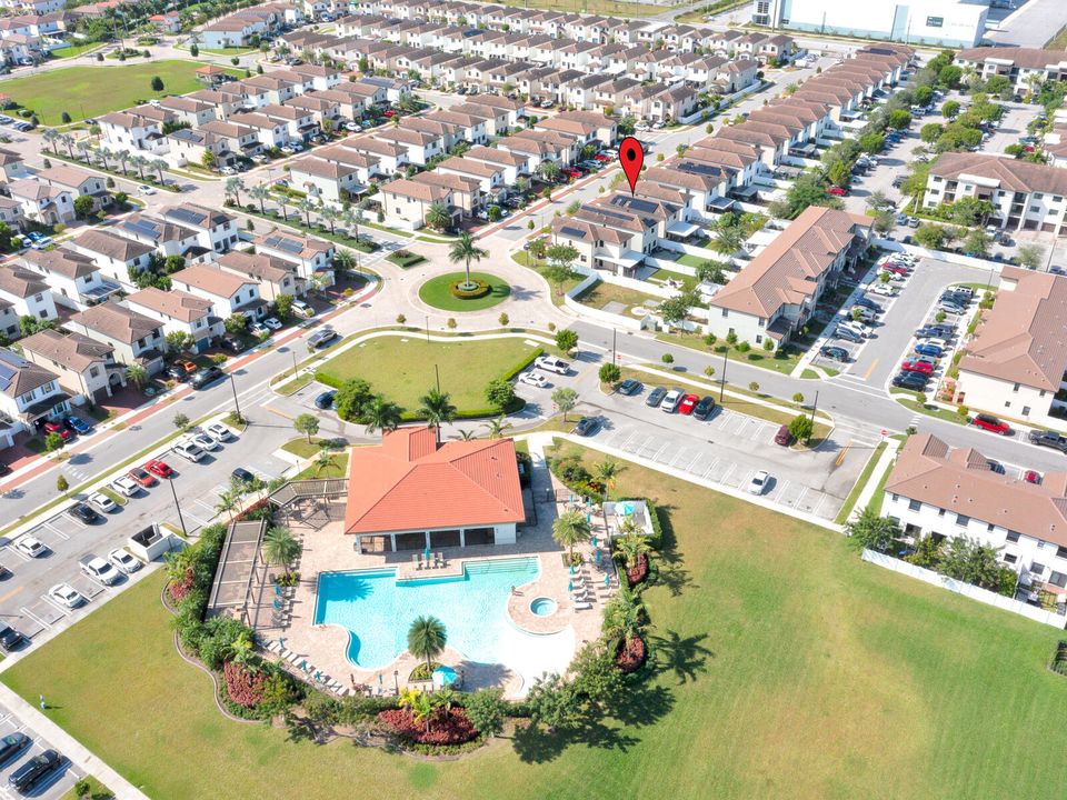 For Sale: $725,000 (4 beds, 3 baths, 2174 Square Feet)