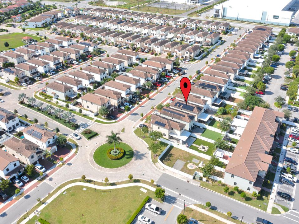 For Sale: $725,000 (4 beds, 3 baths, 2174 Square Feet)