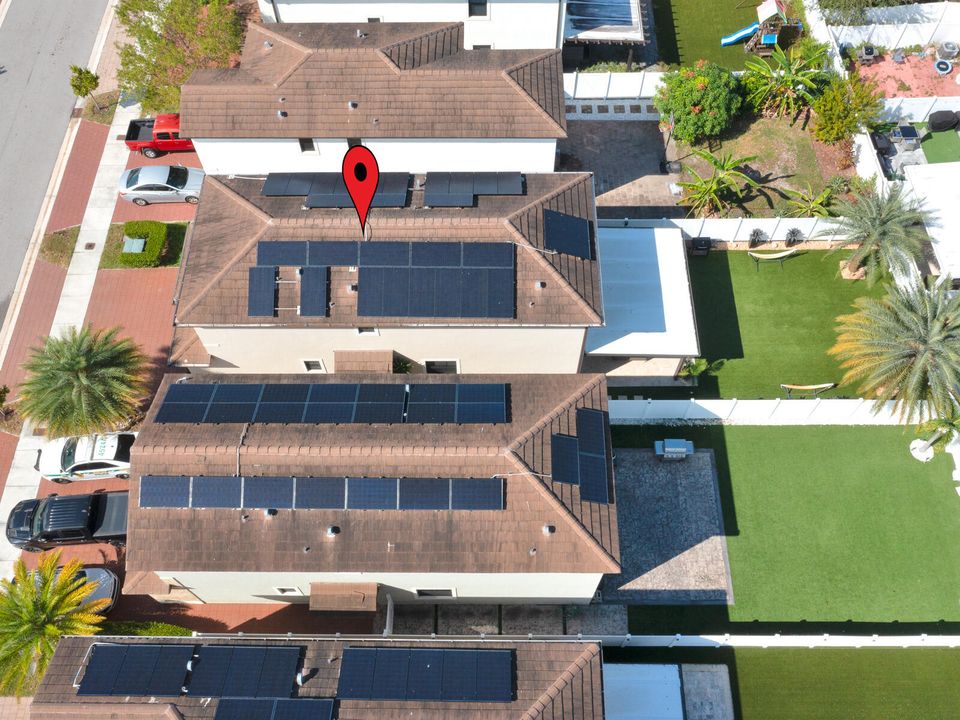 For Sale: $725,000 (4 beds, 3 baths, 2174 Square Feet)